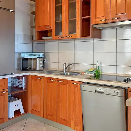 Apartment Amazing In With House Sea View