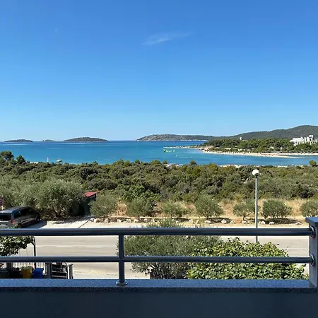 Amazing In With House Sea View Apartment Šibenik